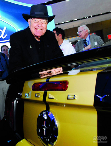 ʮ Carroll Shelby