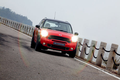 MINI  COUNTRYMAN ʵ  ͼƬ