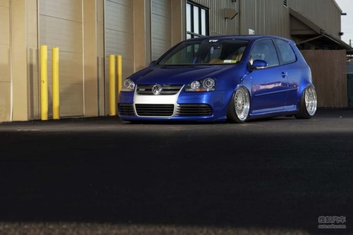 װGOLF R32