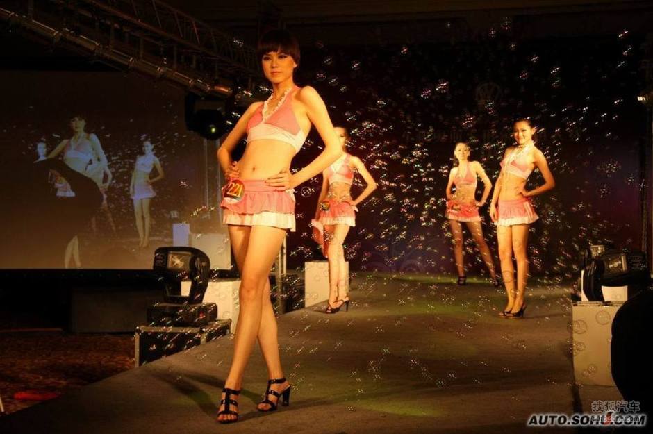 2009西安车展模特大赛图片