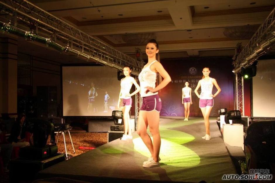2009西安车展模特大赛图片