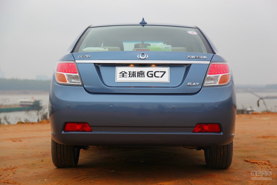 全球鹰+吉利汽车+gc7+试驾全球鹰gc718自动