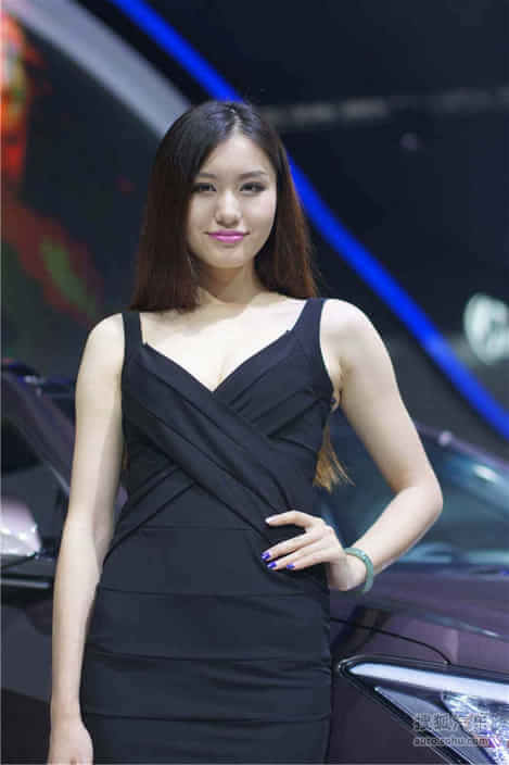 2013天津国际车展美女高清图