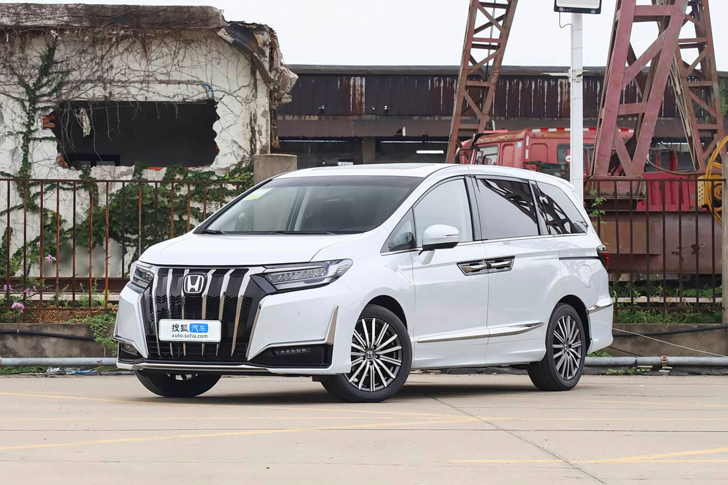本田艾力绅混动