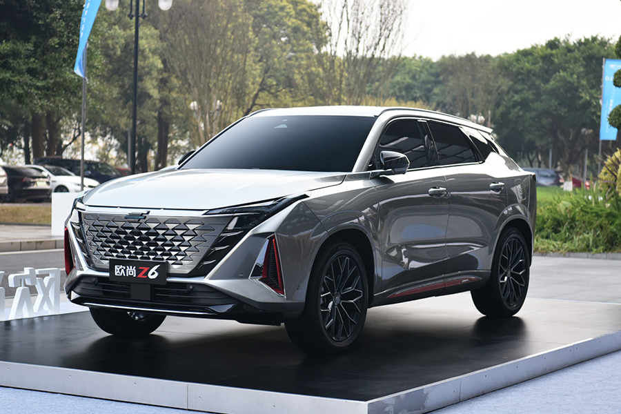 长安欧尚Z6 智电iDD