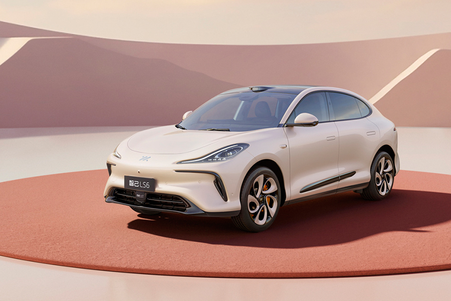 智己汽车LS6 纯电版