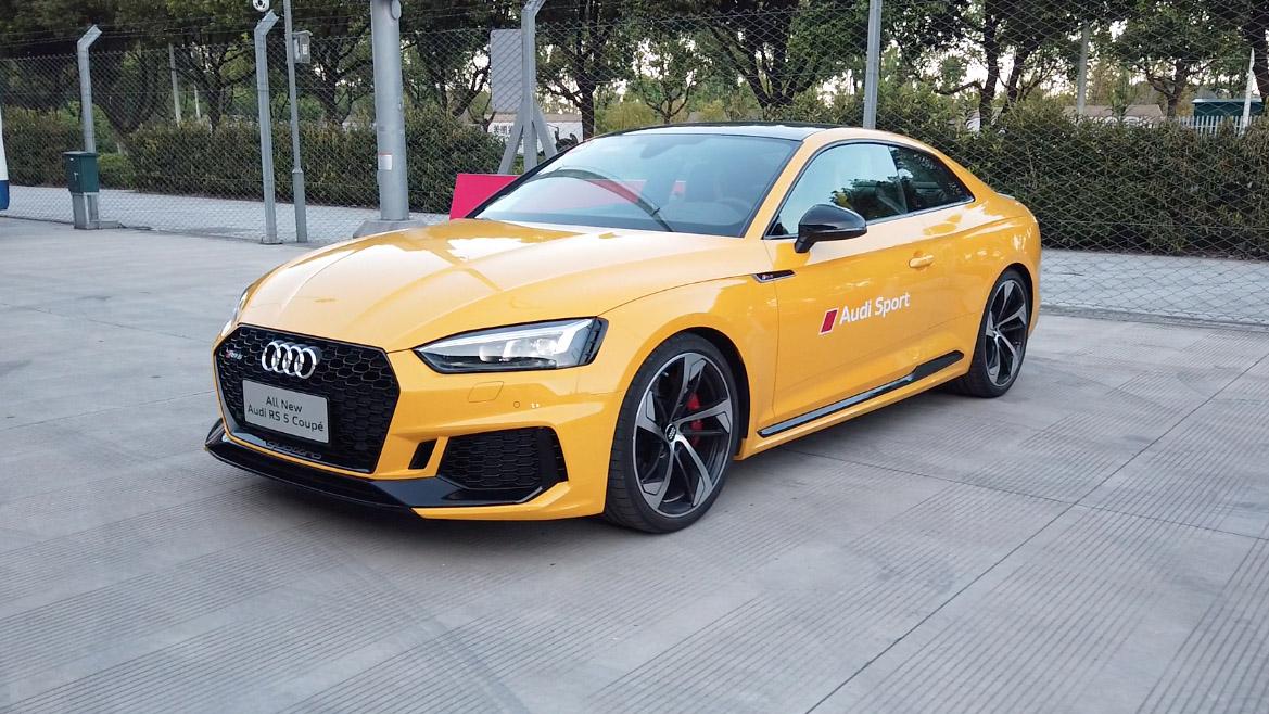试驾奥迪RS5，够快、够亲和，它是熟男的dream car