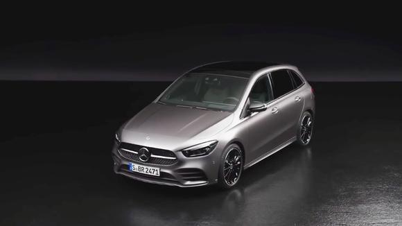 全面展示2019款奔驰B级轿车细节，外观时尚大气，内饰豪华舒适