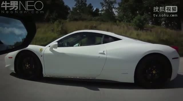 【牛男独家】疯狂竞速!法拉利458 Italia VS 兰博基尼Aventador LP700-4