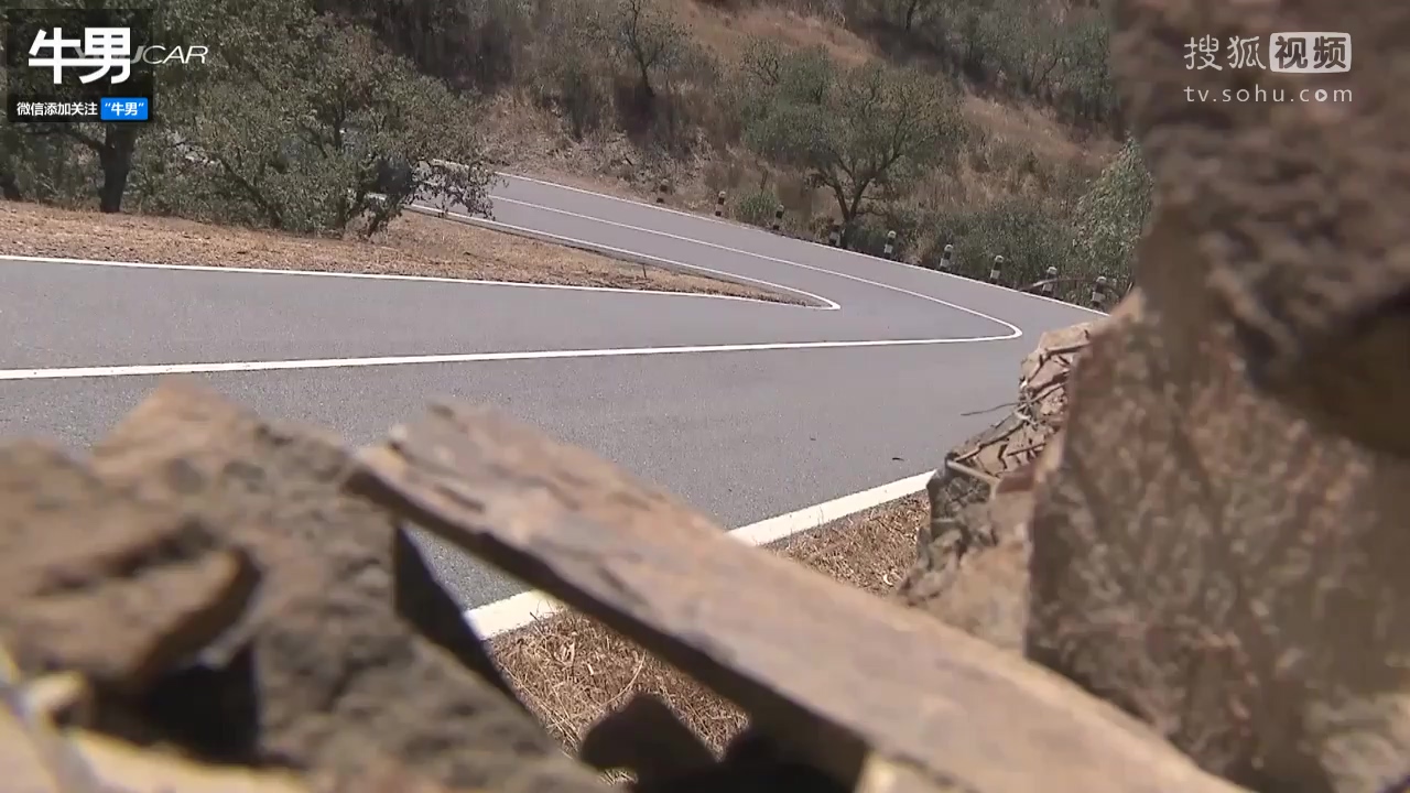 2015款宝马X6M路驾宣传片