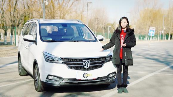 10万出头能买的自动挡7座MPV怎么样？美女评测自动挡宝骏730