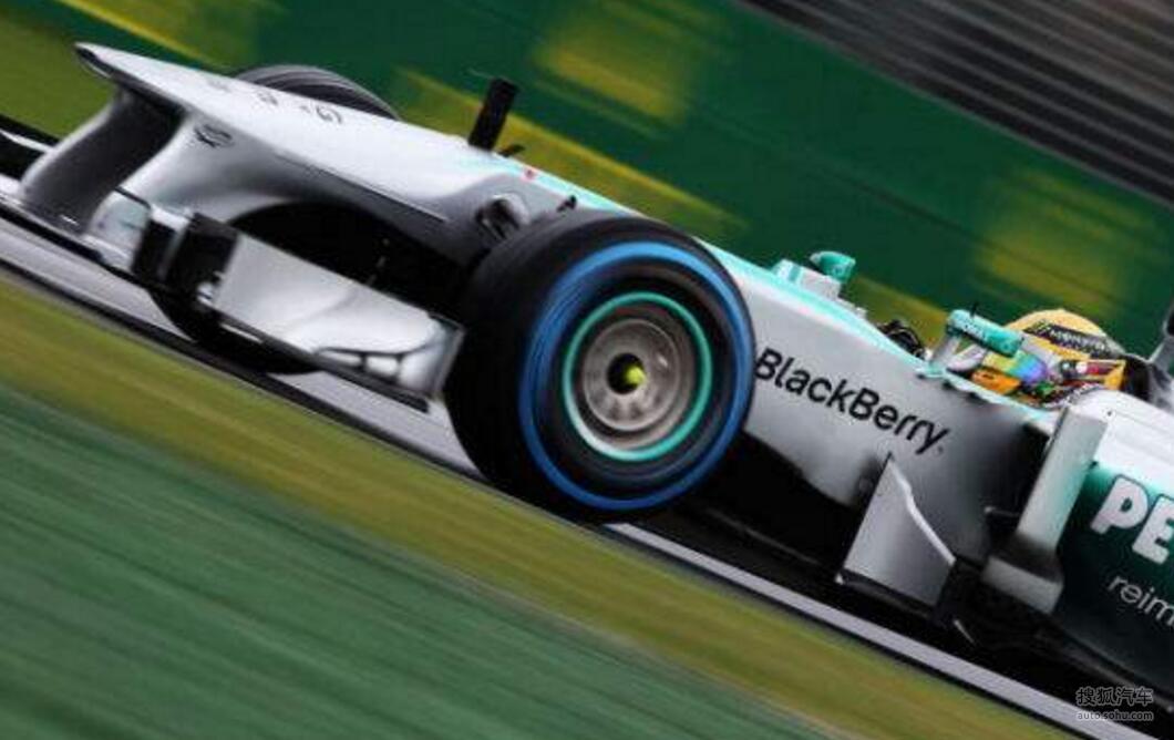 F1冬测小结：法拉利最快圈速微弱领先