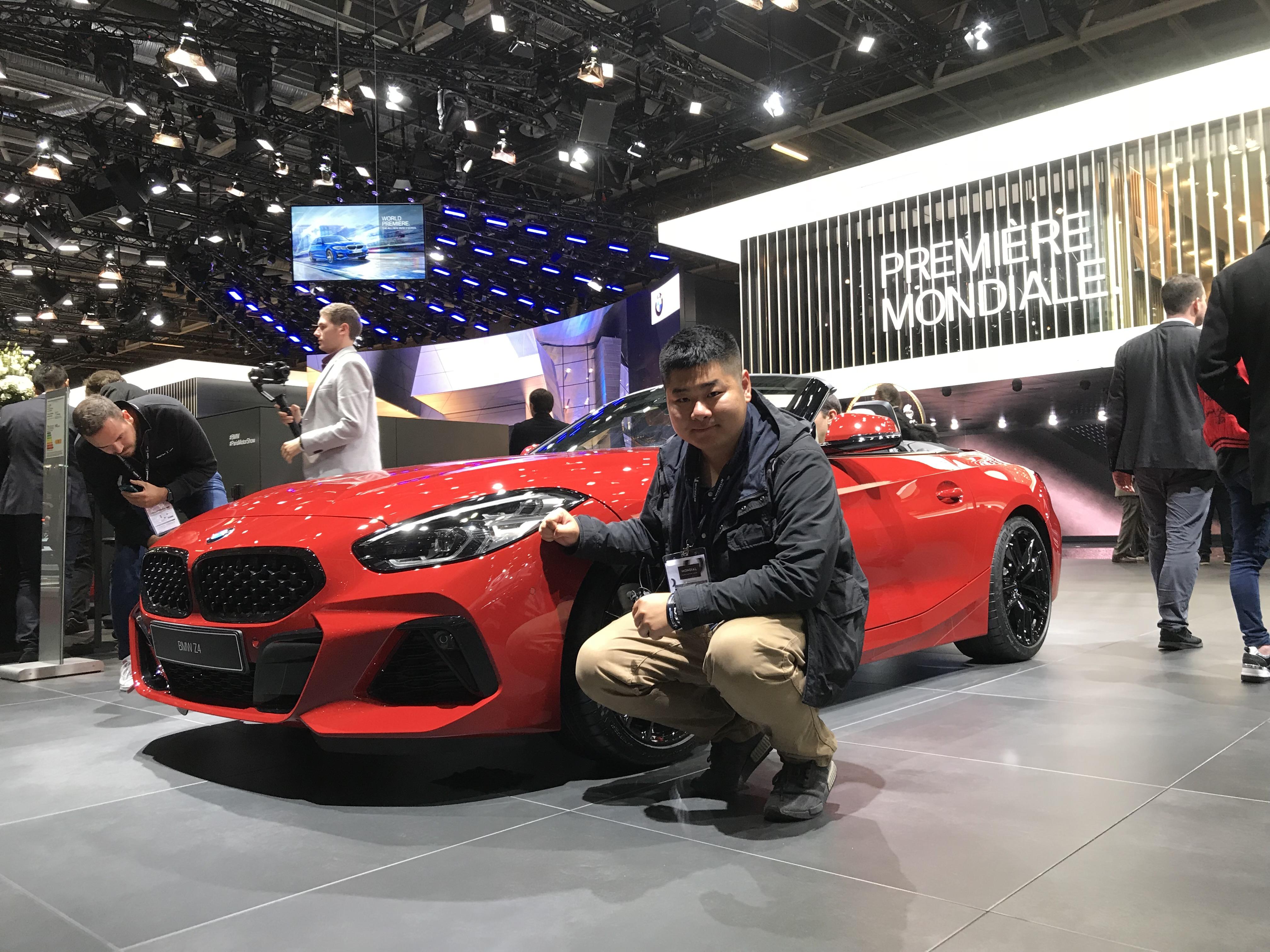 实拍车：内饰再升级 全新宝马Z4亮相巴黎车展 双座跑车太精致