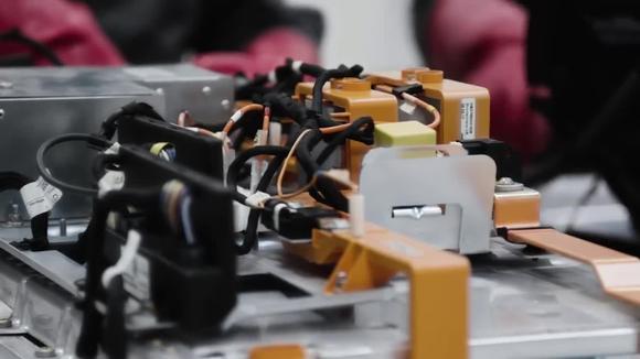 极限测试奔驰EQC 认知安全的新高度