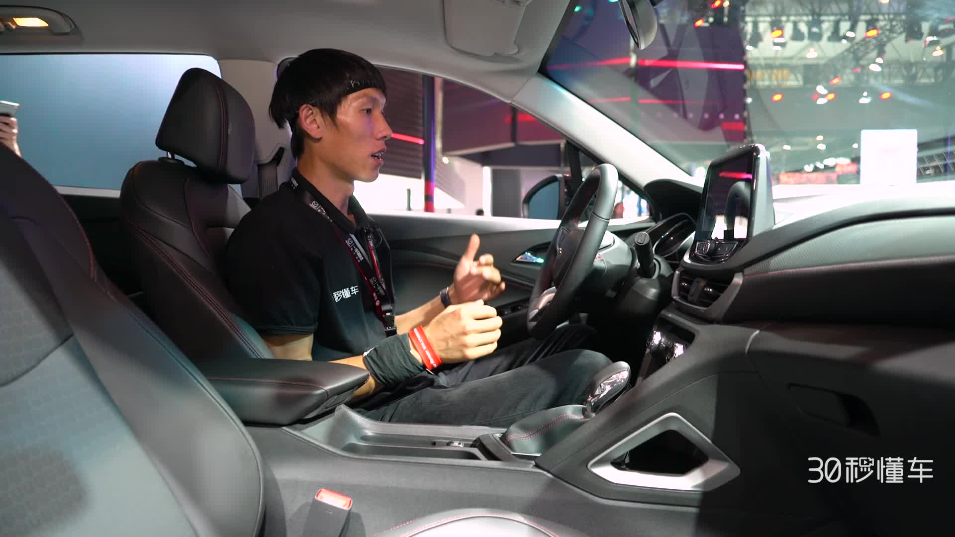 7座灵活空间 雪佛兰沃兰多视频体验