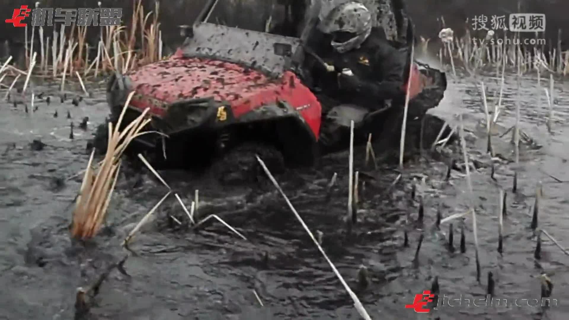 机车联盟 太牛了，牛人驾驶北极星RZR800下河玩耍！