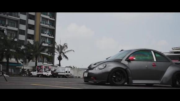 买不到新甲壳虫RSi没关系，移植奥迪TT MK1的VR6引擎也OK！