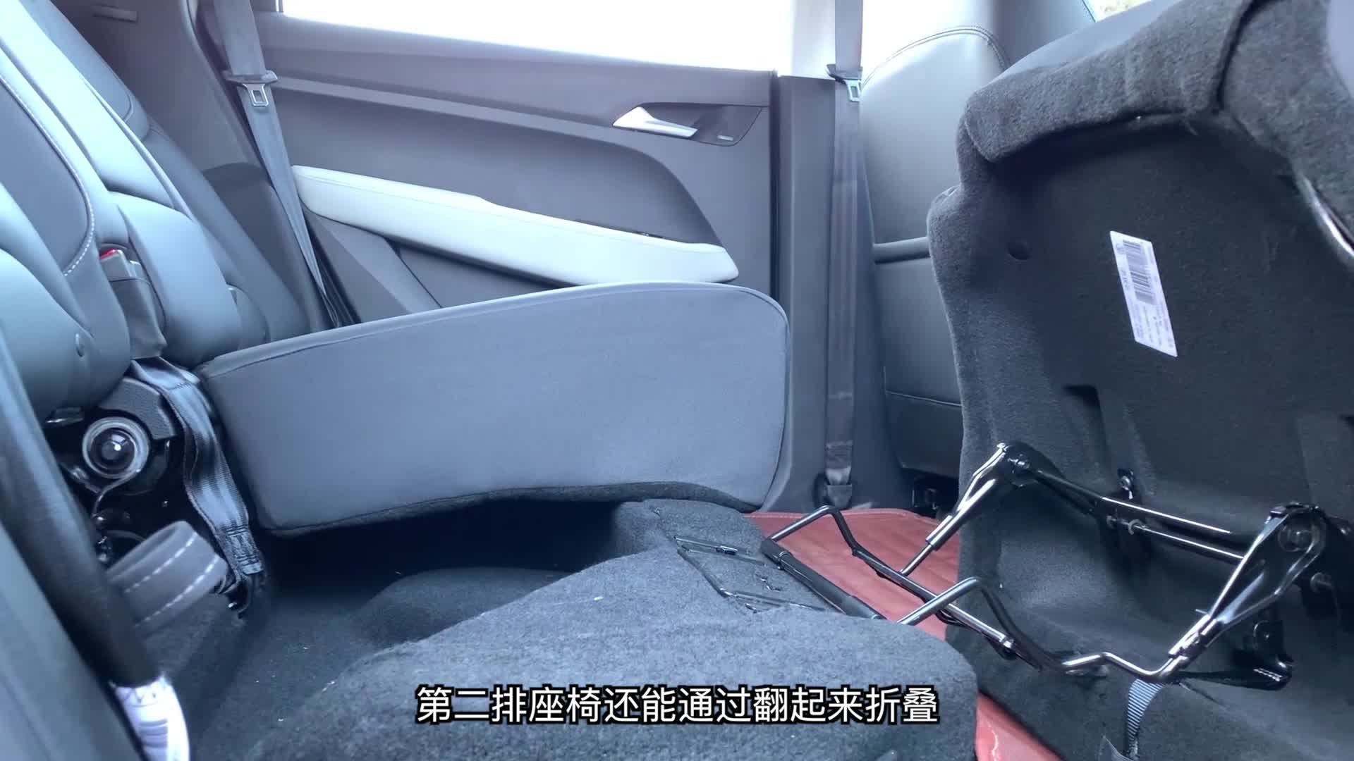加量还减价，试驾2019款宝骏530 | 早安汽车