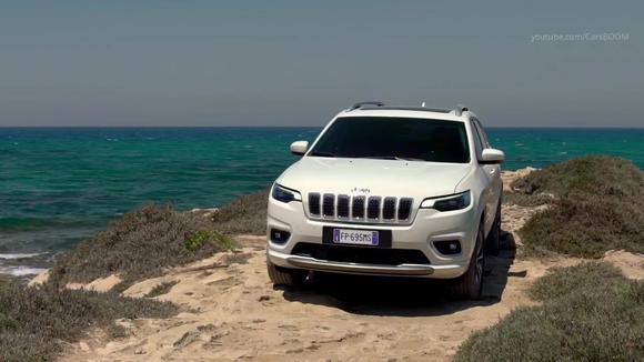 2019款全新jeep自由光高清实拍！全新外观配置升级，这次很有诚意