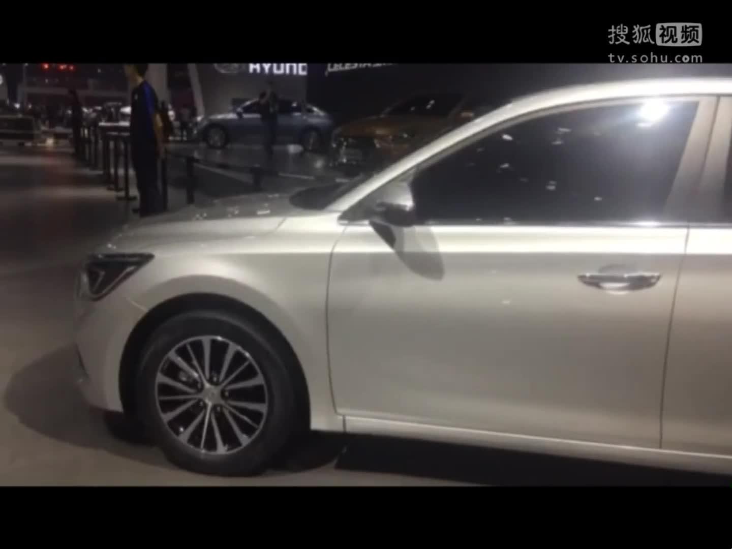 广州车展 北京现代全新中级车“CELESTA”首发亮相，并公布了中文命名“全新悦动“