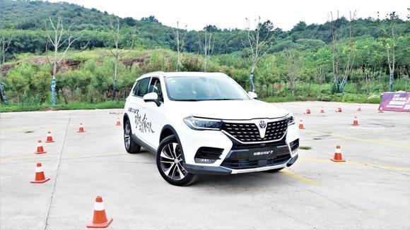 原汁原味的“宝马”芯，合肥试驾华晨中华V7，性能SUV新宠