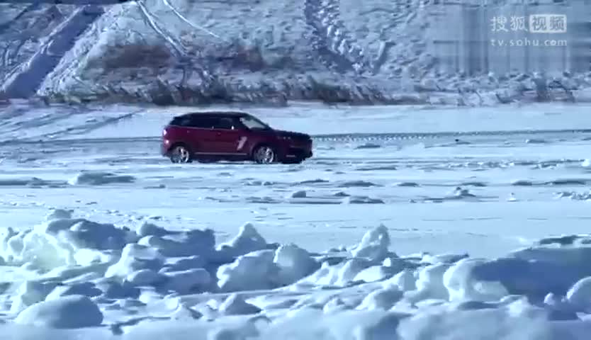 谁说只有四驱才能玩雪。看两驱众泰T700雪地撒欢