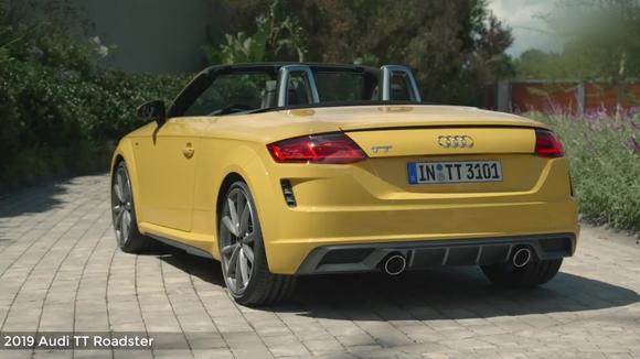 2019年宝马Z4，与奥迪TT敞篷跑车设计PK，那款更好！