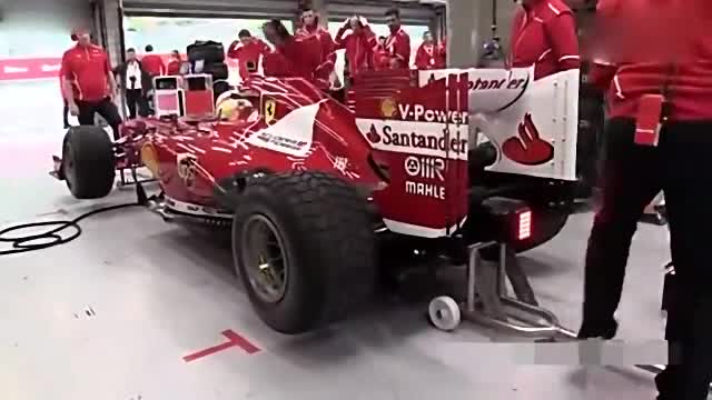 法拉利F1赛车赛道展示 来听听他的声音