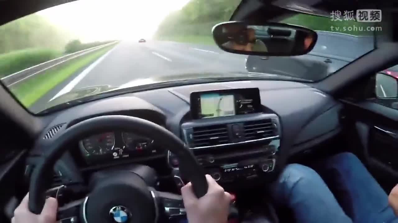 宝马M2高速飙车，看到保时捷教育他的方式，真心佩服