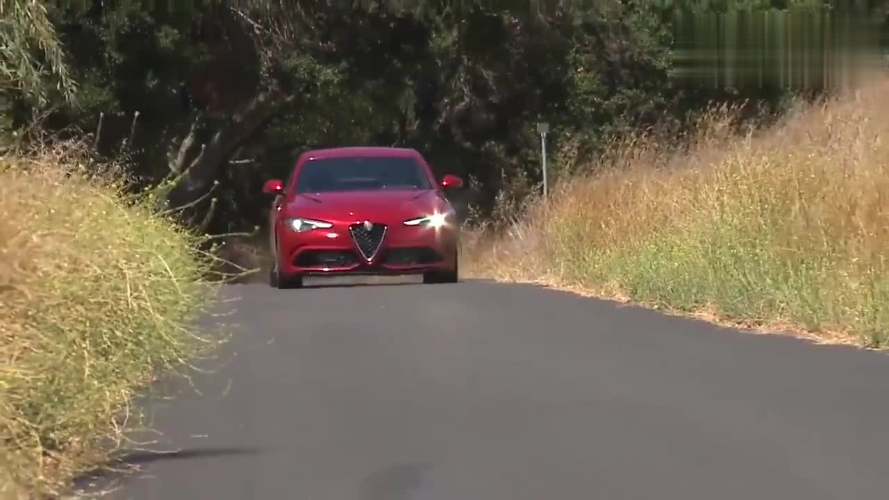 阿尔法罗密欧Giulia 尽情驰骋