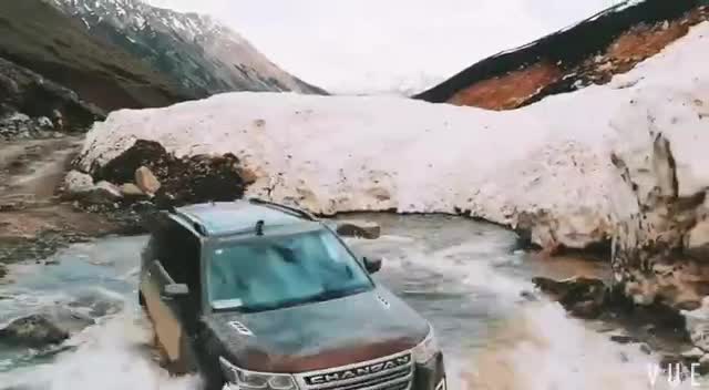 30秒抢先预告！长安CS95勇闯丙察察