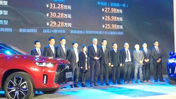 长城WEY P8正式发布，补贴后26万起，网友听了纷纷“想哭”！