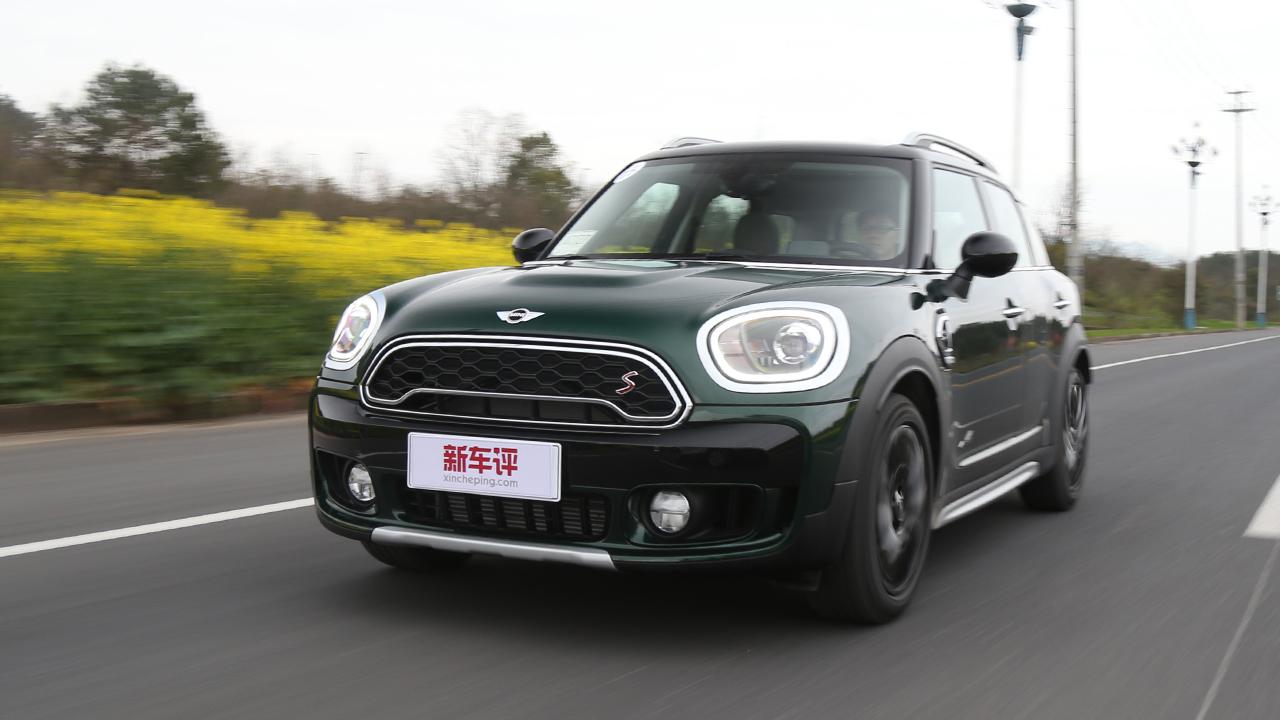新车评网试驾MINI COUNTRYMAN视频