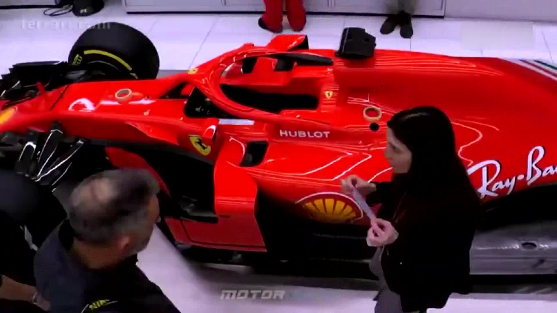 F1 2018法拉利SF71H VS奔驰W09