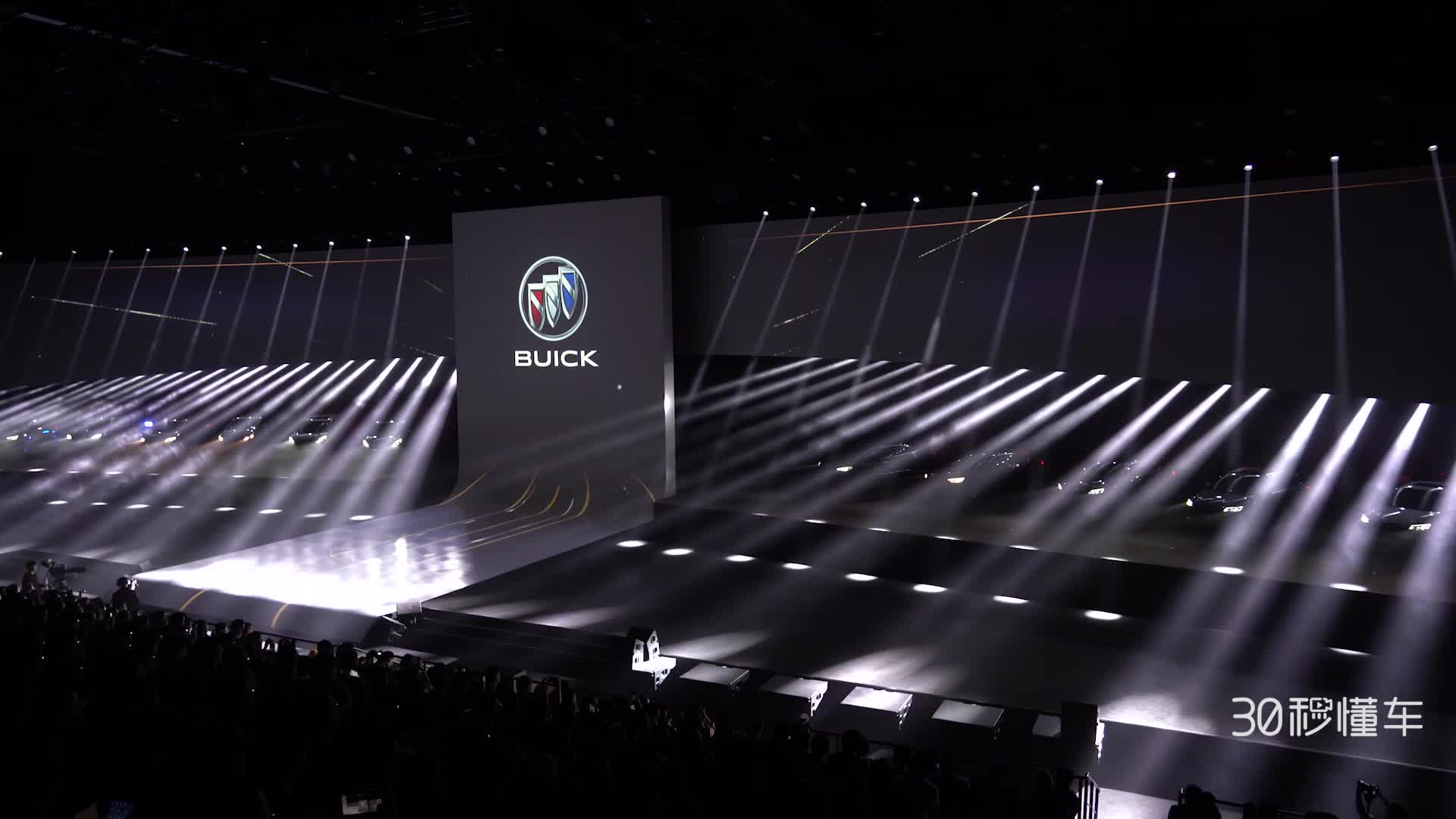 2019上海车展：别克首款电动车VELITE 6上市