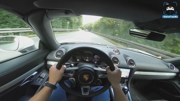 2019 保时捷718 BOXSTER开上高速，这性能与操控，还要啥宝马M3？