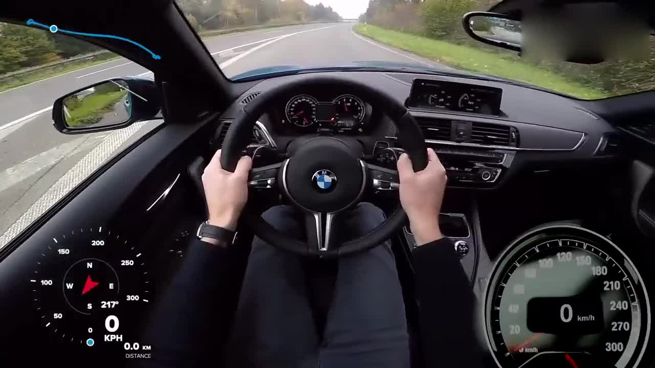 70万的宝马M2，上了德国高速才知道宝马直列六缸有多强悍