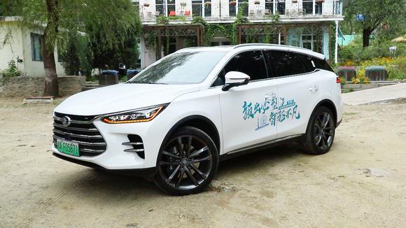 试驾全新比亚迪唐DM，掏出钥匙后，整款车变身20多万大号遥控车