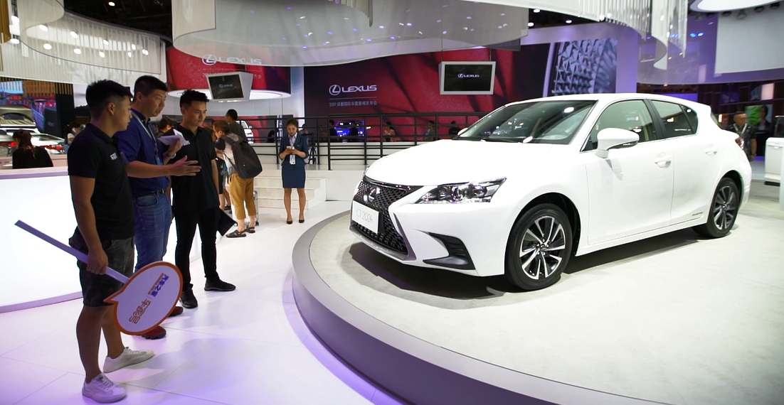 成都车展，闫闯简评雷克萨斯CT200h与传祺GS3