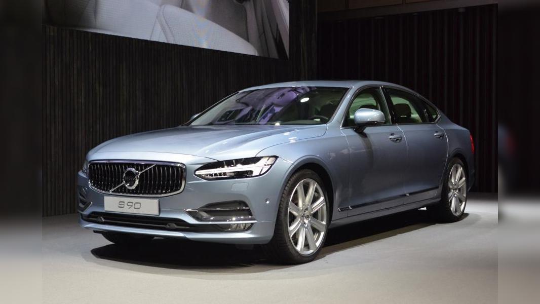沃尔沃S90和大众辉昂哪个更适合家用？