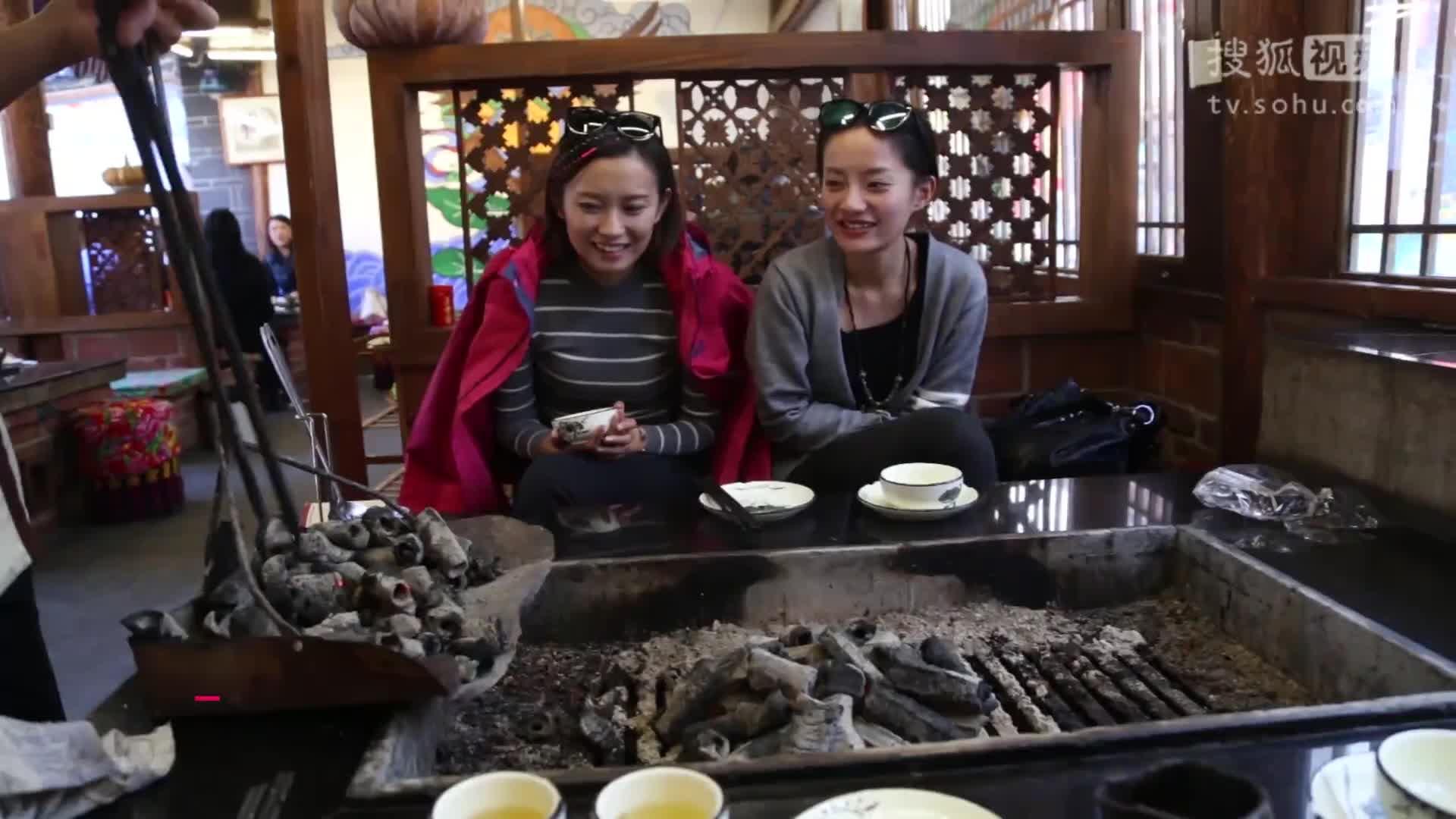 新车评试驾趣哪儿：阿Miu乐游丽江，众人热议蔚领