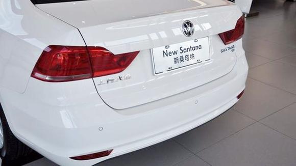 大众全新桑塔纳，加速表现良好，转向平稳精准！