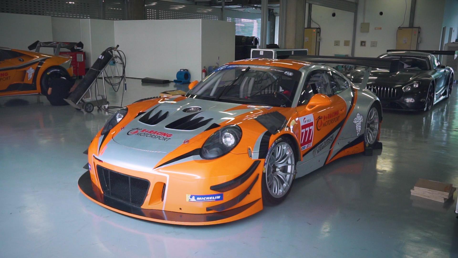吃着碗里看着锅里，911 GT3 R赛车让吴佩心动了