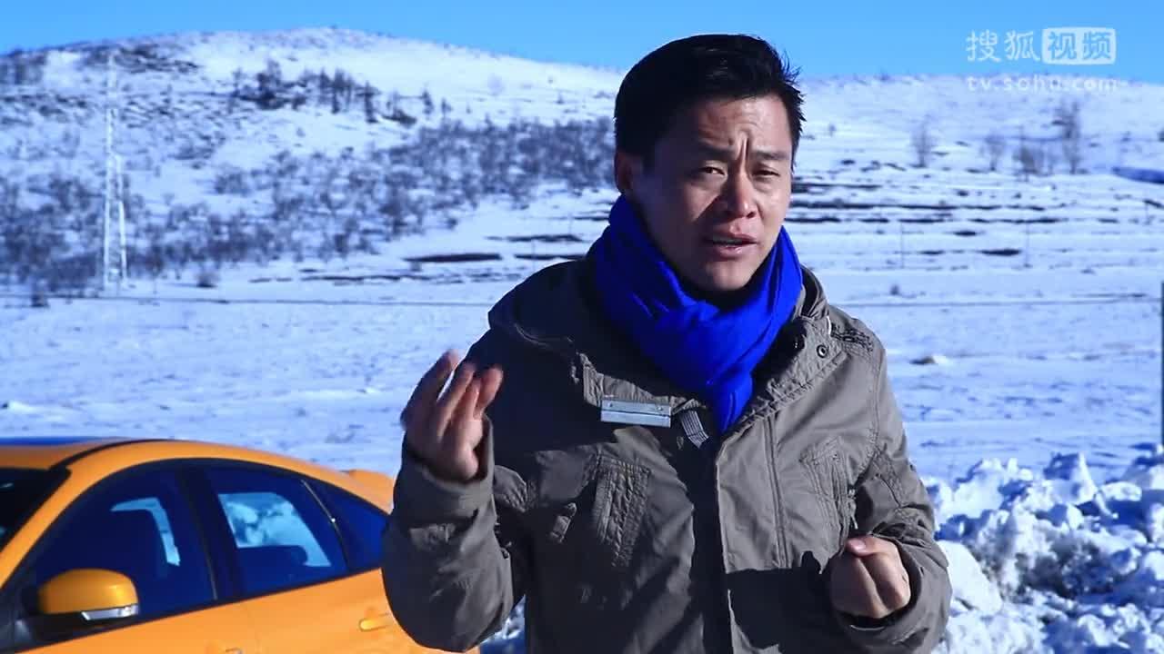 吴佩频道试驾福克斯ST