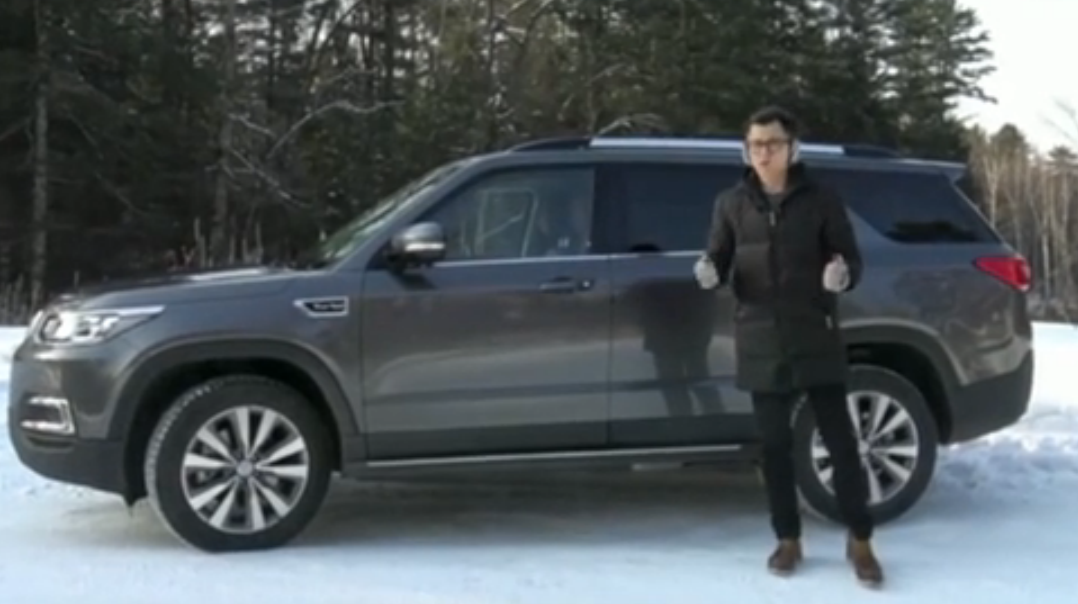 试驾长安CS95，看看这款国产SUV后排放倒后想干嘛就干嘛！