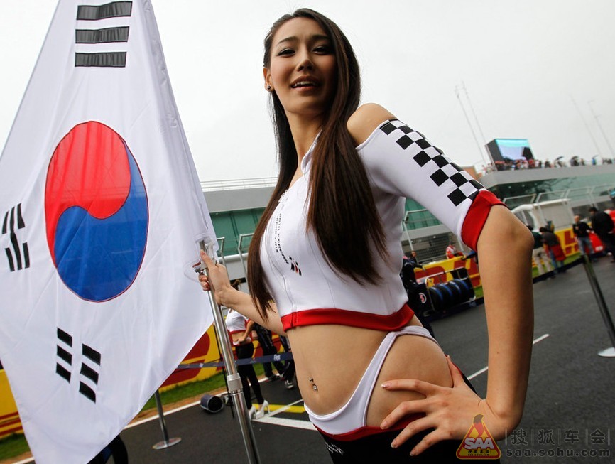【<em>高清大图</em>】韩国F1车模<em>翘臀</em>丰乳- 搜狐车会