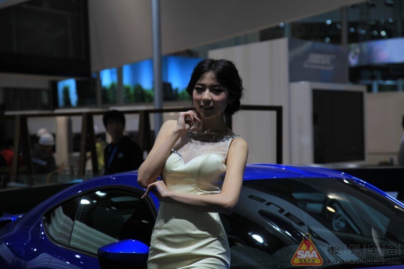 2012������չ ˹��³չ̨ģ�ػ�װ����
