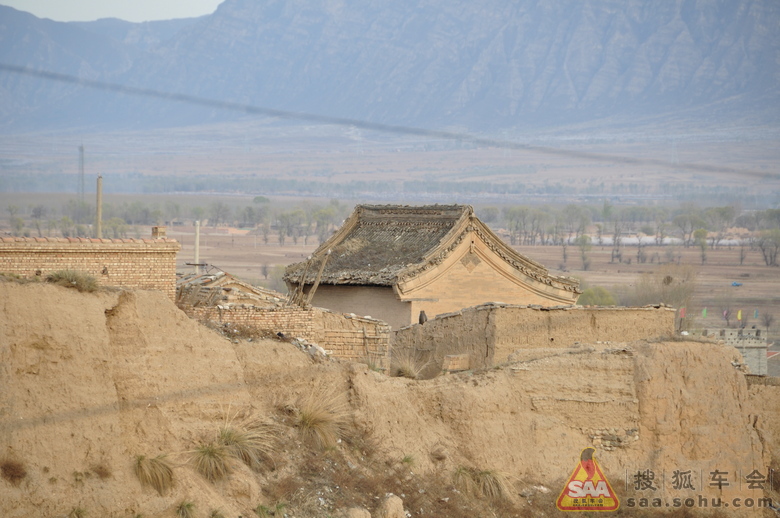 5.1-搜狐车会蔚县自驾游-暖泉古镇\/美女 - 搜狐