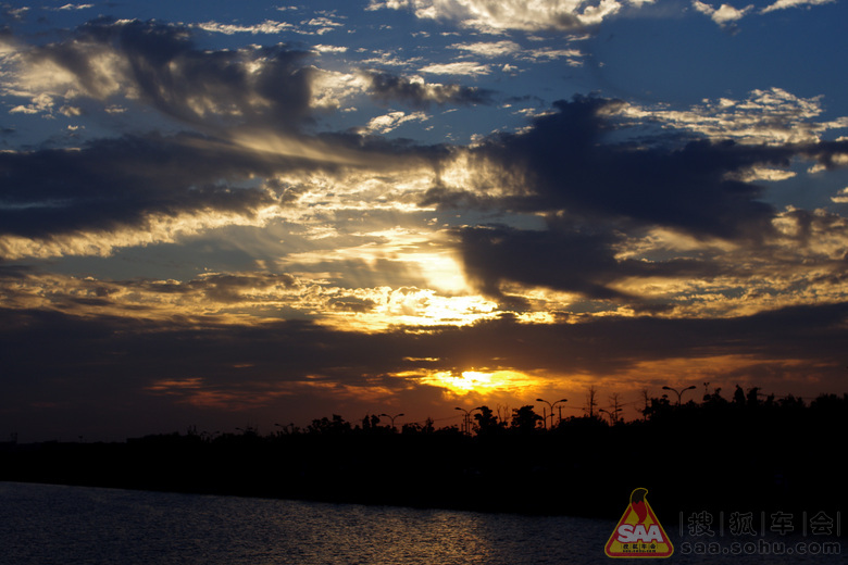 Img5332212_780.JPG