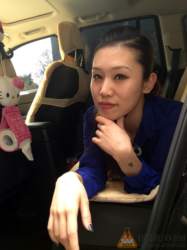 美女车故事】海归美女与狂野JEEP的激情碰